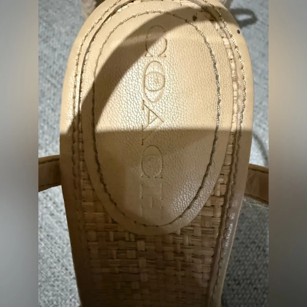 Coach chic platform